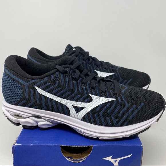 MIZUNO WaveKnit R2 Womens Sneaker Size 6 - Picture 8 of 9